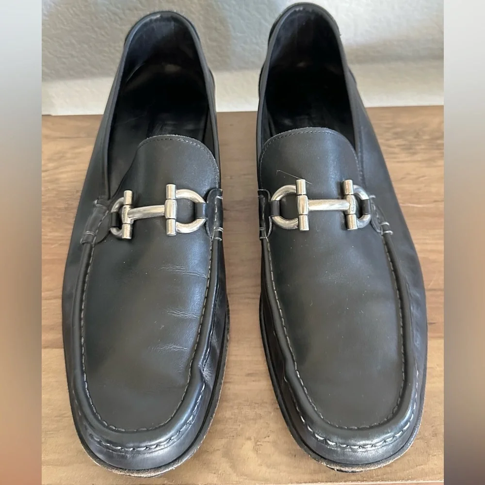 Salvatore Ferragamo Gancini Bit Men's Black Loafers with Silver Buckle